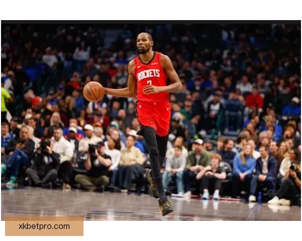 杜兰特谈进攻理念希望梳理节奏带动队友发挥整体实力